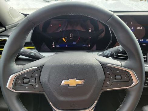 Used 2024 Chevrolet Trax LT w/ Driver Confidence Package image 10