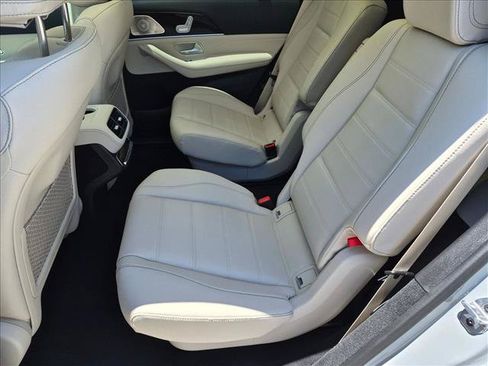 New 2026 Mercedes-Benz GLS 450 4MATIC image 15