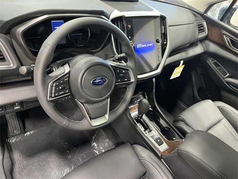 New 2025 Subaru Ascent Touring w/ Popular Package #2 image 9