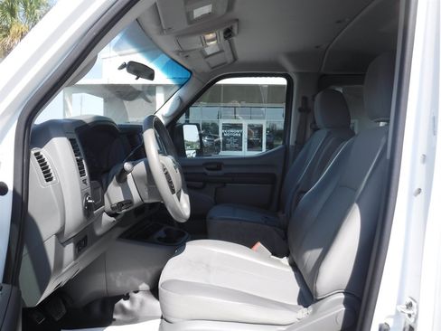 Used 2019 Nissan NV 3500 S RWD image 11