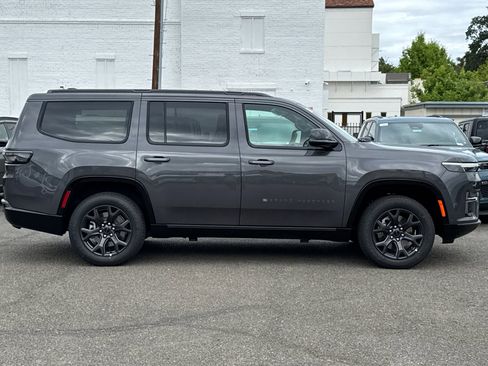 New 2026 Jeep Grand Wagoneer Limited image 2