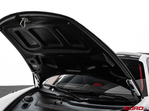 Used 2018 Porsche 911 GT2 RS image 10