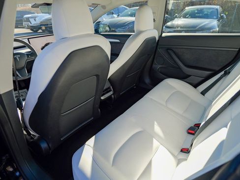 Used 2023 Tesla Model 3 Standard Range image 24