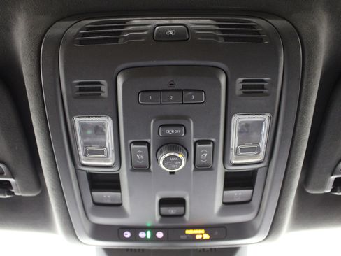 Used 2023 Cadillac Escalade ESV Sport Platinum AWD/4WD image 21