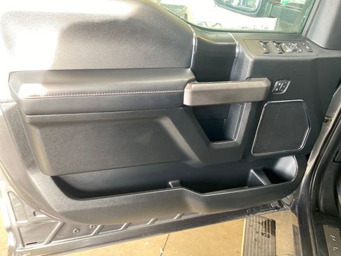 Certified 2019 Ford F350 Platinum w/ Platinum Ultimate Package image 17