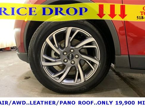 Used 2023 Lincoln Corsair AWD w/ Equipment Group 101A image 45