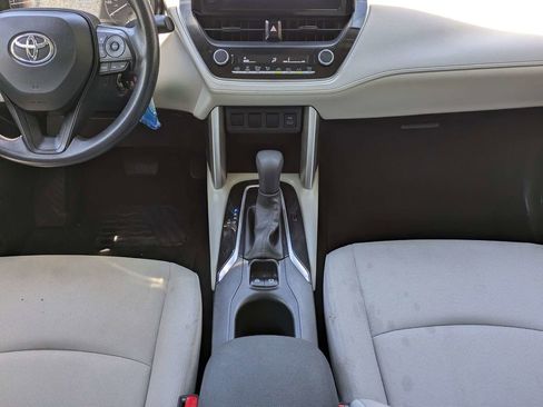 Used 2023 Toyota Corolla Cross L FWD image 21