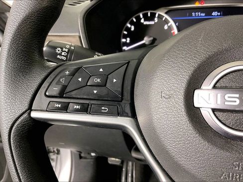 Used 2024 Nissan Altima 2.5 SV FWD image 26