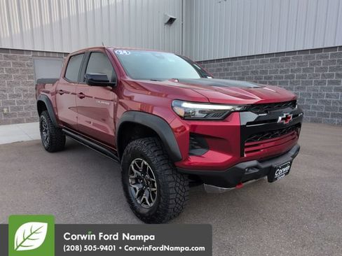Used 2024 Chevrolet Colorado ZR2 w/ ZR2 Convenience Package III AWD/4WD image 1