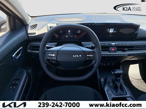 New 2026 Kia K4 LXS image 15