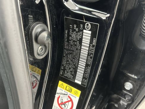 Used 2017 Lexus ES 350 image 32