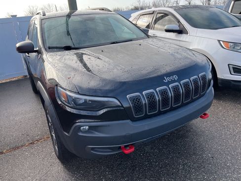 Used 2020 Jeep Cherokee Trailhawk w/ Cold Weather Group image 21
