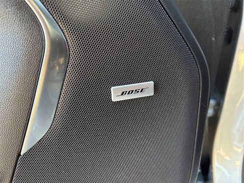 Certified 2024 Chevrolet Tahoe High Country w/ Advanced Technology Package image 17