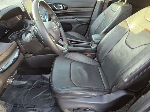 Used 2022 Jeep Compass Trailhawk w/ Trailhawk Elite Group image 38