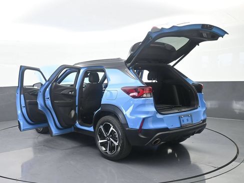 Used 2023 Chevrolet TrailBlazer RS w/ Sun and Liftgate Package FWD image 75