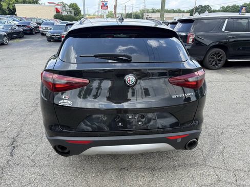 Used 2018 Alfa Romeo Stelvio Sport w/ Quick Order Package 22J Sport image 9