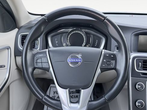 Used 2015 Volvo S60 T5 Premier image 17