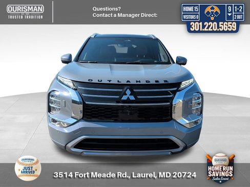 Used 2025 Mitsubishi Outlander SEL AWD/4WD image 3