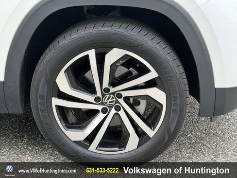 Certified 2023 Volkswagen Atlas SEL AWD/4WD image 7