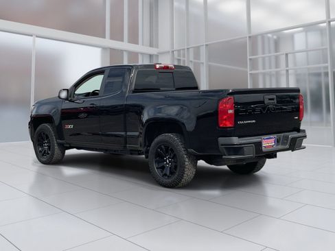 Used 2022 Chevrolet Colorado Z71 w/ Z71 Midnight Edition AWD/4WD image 4