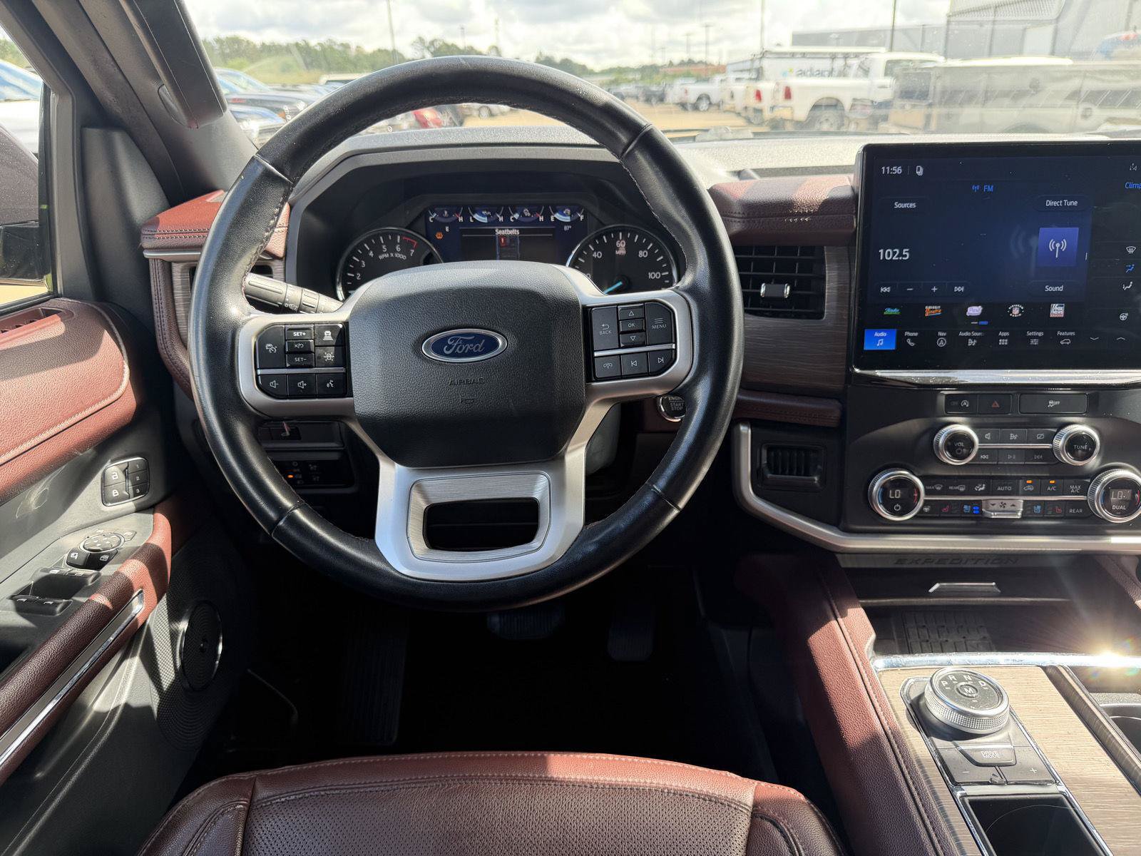 Used 2024 Ford Expedition Limited RWD image 8