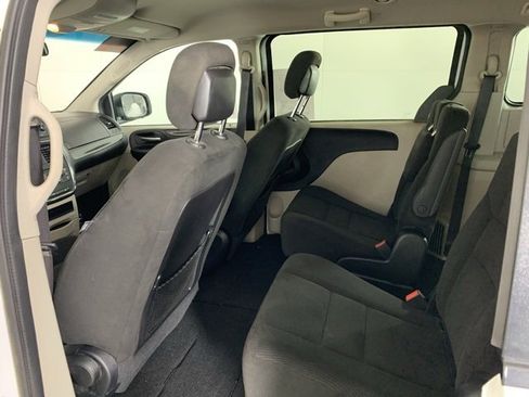 Used 2016 Dodge Grand Caravan SE w/ Quick Order Package 29E SE image 22