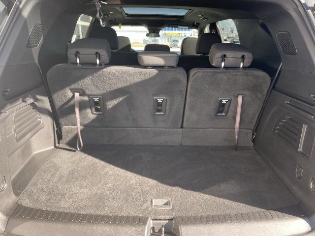 Used 2025 Chevrolet Traverse LT w/ Sun and Wheel Package AWD/4WD image 25