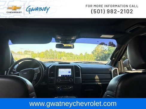 Used 2020 Ford Expedition XLT w/ Equipment Group 202A AWD/4WD image 27