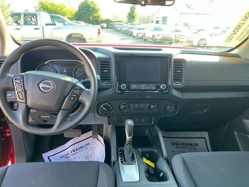 Used 2022 Nissan Frontier S w/ Technology Package AWD/4WD image 12