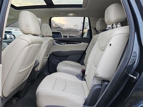 Used 2020 Cadillac XT6 Premium Luxury w/ LPO, Floor Liner Package image 11