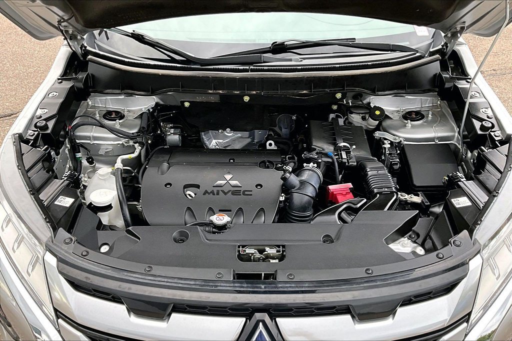 Used 2024 Mitsubishi Outlander Sport SE AWD/4WD image 28