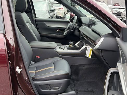 Certified 2025 MAZDA CX-90 Plug-In Hybrid w/ Premium Plus AWD/4WD image 30