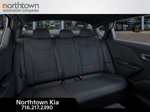 New 2026 Kia K4 FWD image 17