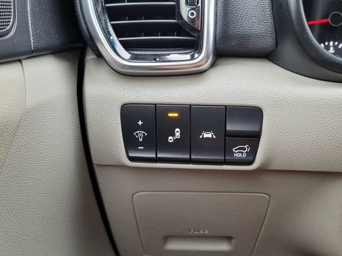 Used 2020 Kia Sportage SX image 28