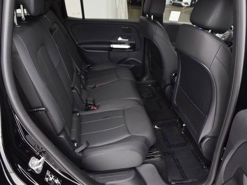 Certified 2023 Mercedes-Benz EQB 300 4MATIC image 18