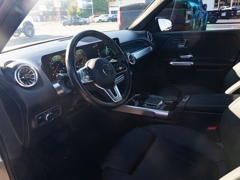 Used 2023 Mercedes-Benz GLB 250 4MATIC image 21