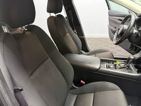 Used 2020 MAZDA MAZDA3 Sedan FWD image 51