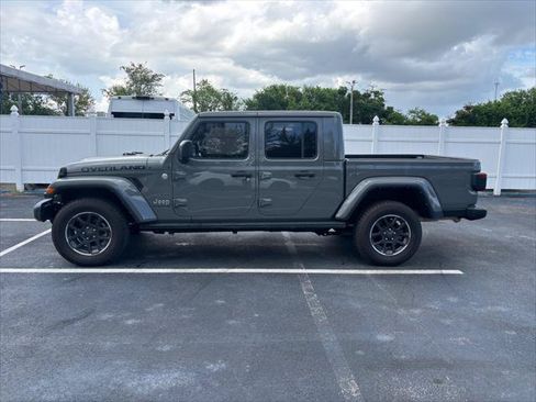 Used 2022 Jeep Gladiator Overland w/ Popular Equipment Package AWD/4WD image 13