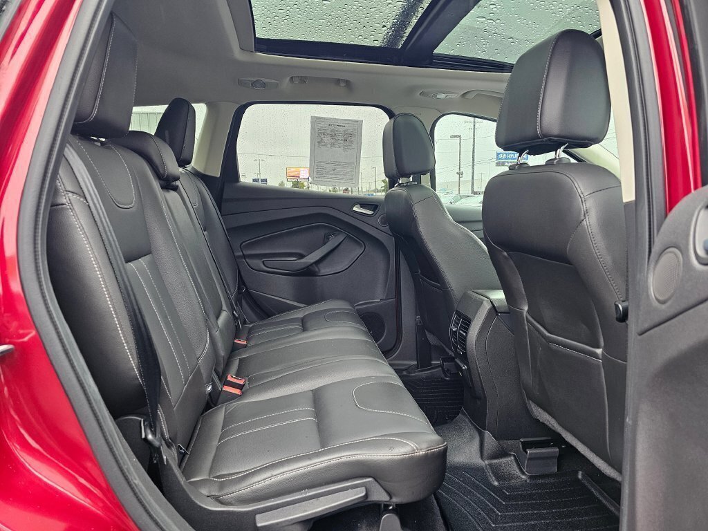 Used 2013 Ford Escape Titanium w/ Parking Technology Pkg AWD/4WD image 12
