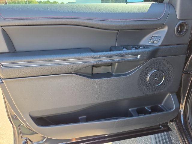 Certified 2023 Ford Expedition Limited RWD image 9