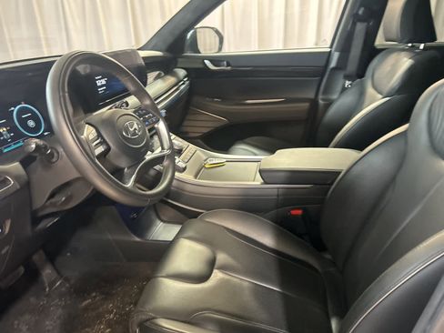Used 2025 Hyundai Palisade Calligraphy image 25