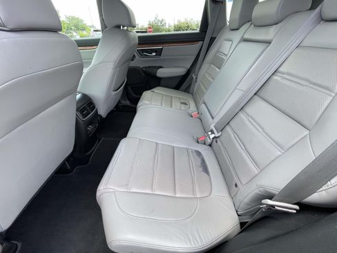 Used 2018 Honda CR-V Touring image 11