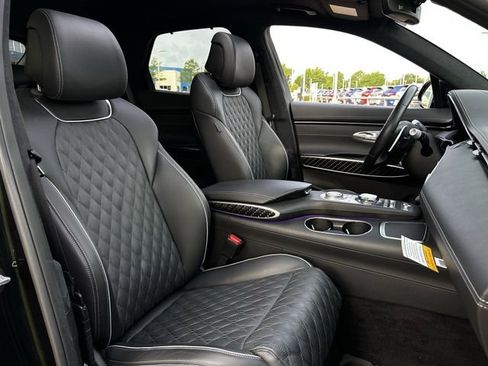 Used 2025 Genesis GV70 3.5T Sport w/ Sport Prestige Package image 31