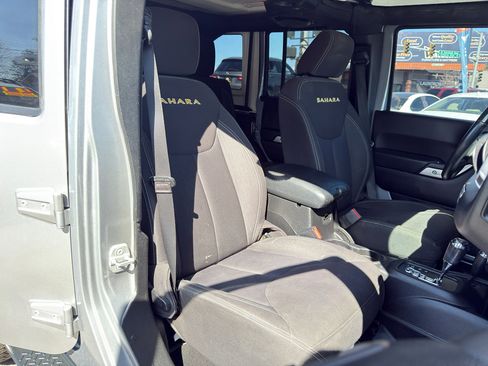 Used 2013 Jeep Wrangler Unlimited Sahara w/ Connectivity Group image 21