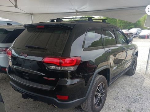 Used 2017 Jeep Grand Cherokee Trailhawk w/ Trailhawk Luxury Group image 3