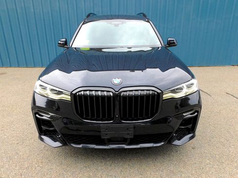 Used 2020 BMW X7 xDrive40i w/ M Sport Package AWD/4WD image 8