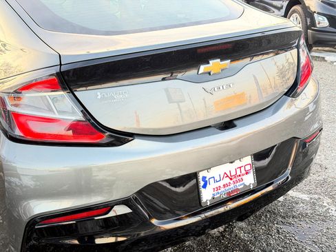 Used 2017 Chevrolet Volt LT w/ Comfort Package image 85