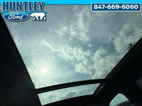 Used 2022 BMW X5 xDrive40i w/ M Sport Package AWD/4WD image 16