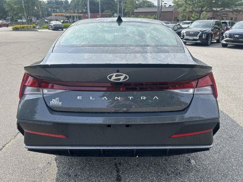 New 2026 Hyundai Elantra Sport FWD image 32