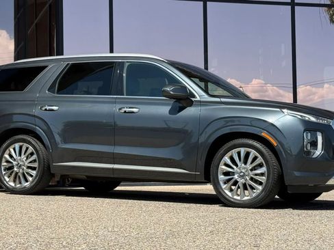 Used 2020 Hyundai Palisade Limited FWD image 16